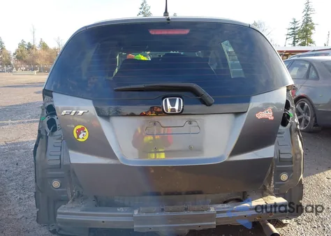 2013 Honda Fit z USA, uszkodzony, nr VIN JHMGE8H34DC040632